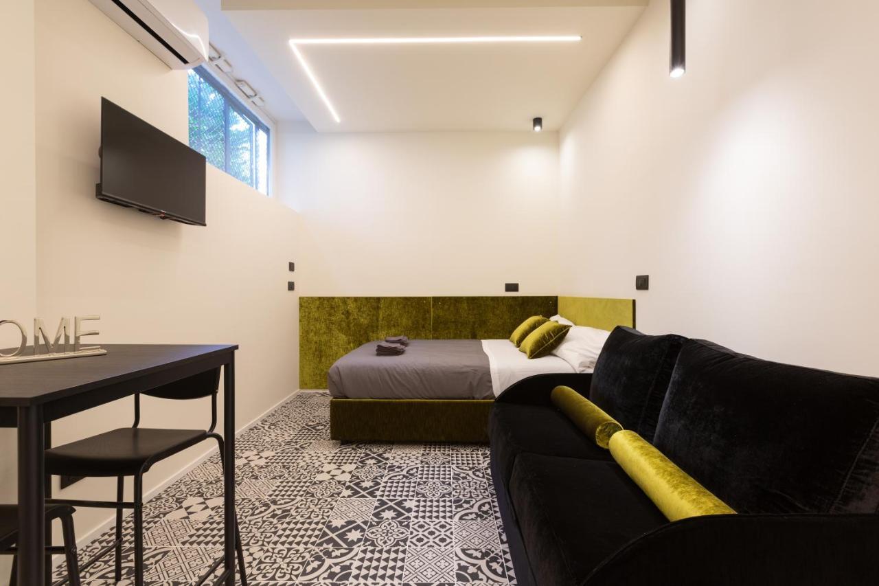 Pay60 -Crescenzago- Luxury Yellow House ميلان المظهر الخارجي الصورة