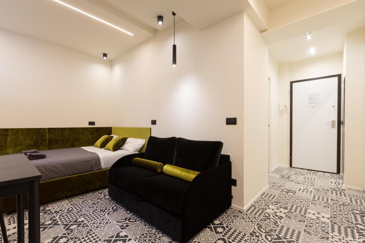Pay60 -Crescenzago- Luxury Yellow House ميلان المظهر الخارجي الصورة